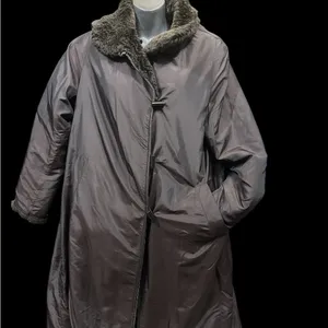 reversible brown four Persian lamb coat raincoat size large Elegant Faux FurCoat thumbnail 2