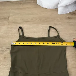 Aritzia Wilfred Free DIVINITY 5" ROMPER in Green thumbnail 4