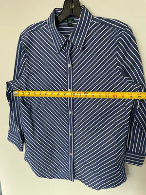 Lauren Ralph Lauren Womens Diagonal Striped Button Up size M Dropped Sleeves thumbnail 3