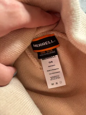 Merrell beanie  thumbnail 2