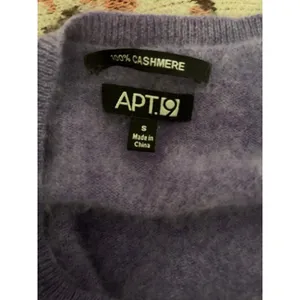 Apt 9 100% Cashmere Sweater Argyle Pattern V Neck Pullover purple and grey thumbnail 4
