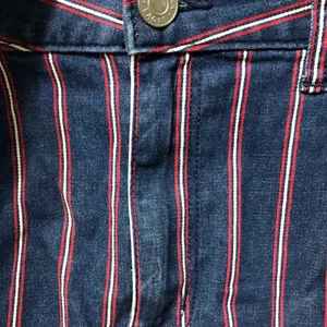 American Eagle Blue/Red Striped Super Stretch Hi Rise‎ Mini Denim Skirt size 14 thumbnail 9