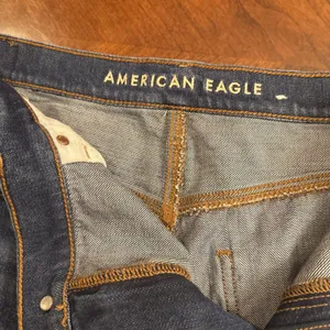 American Eagle Womens Size 14 Highest Rise 90s Boyfriend Short thumbnail 5