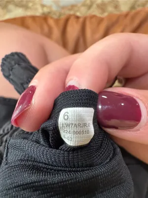 Lululemon Hotty Hot Short *High-Rise 2.5 Size 6 thumbnail 6
