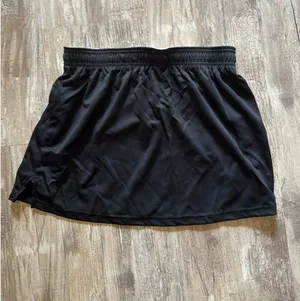 Women’s Nike lacrosse skirt  thumbnail 2