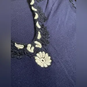 Lucky Brand Floral Embroidered V-Neck Top Navy blue L thumbnail 6