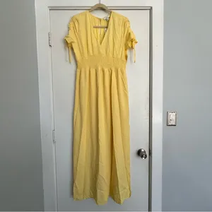 Bar III butter Yellow V-Neck Smocked Maxi Dress NWT FLAW short sleeve slit large thumbnail 2