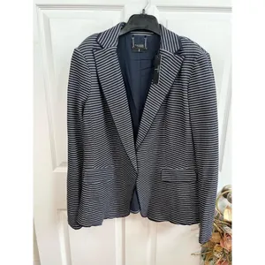 T TAHARI Blazer Size 14 Navy Striped Notched Lapel Jacket Pearl Buttons NEW thumbnail 4