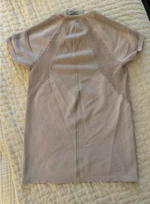 Athleta Lilac active short sleeve thumbnail 4