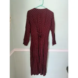 The Limited Polka Dot M Midi Dress Cranberry Gray Lost‎ Sleeve Tie Back thumbnail 2