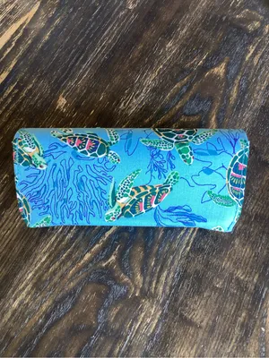 Vera Bradley Turquoise Sea Turtle and Coral Sunglasses Case thumbnail 2