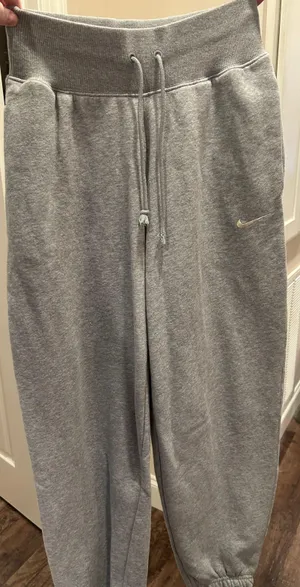 Nike Phoenix Oversized Sweatpants thumbnail 1