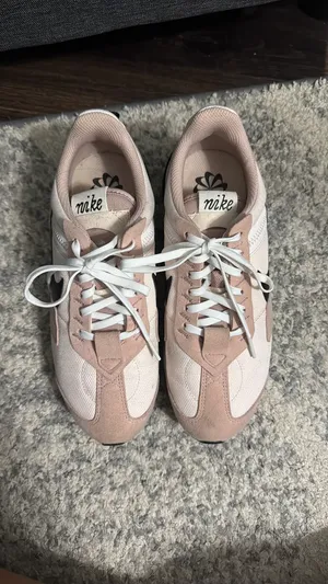 Nike Air Max Pre-Day Women’s thumbnail 2