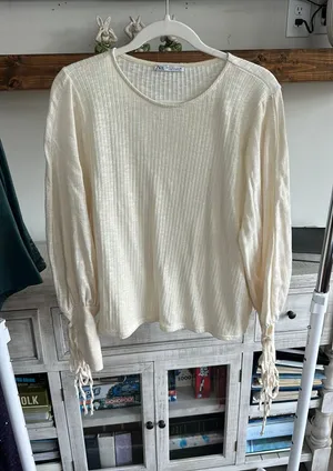 ZARA Top thumbnail 1