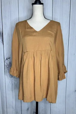 Andree by Unit V-Neck Babydoll Blouse Sz L Pleated Front Short Ruffle Sleeve Top thumbnail 1