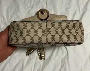 Michael Kors Purse thumbnail 1