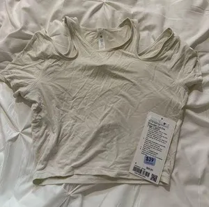 Lululemon Cut-Out Tank thumbnail 1
