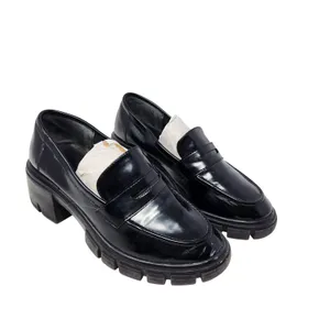 Crown Vintage Black Faux Leather Slip On Sage Chunky Penny Loafers Size 7.5M thumbnail 4