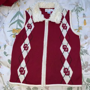 OU SOONER CHRISTMAS VEST Red thumbnail 1