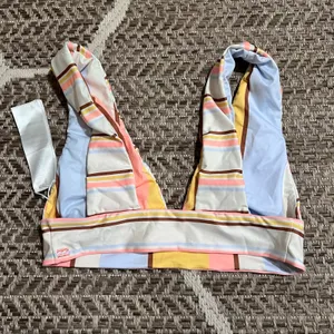 Billabong Bikini Top Sz M thumbnail 4