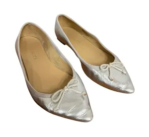 Talbots Womens Silver Metallic Leather Pointed Toe Bow‎ Ballet Flats Size 6.5 M thumbnail 1