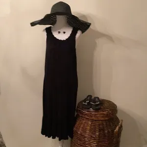 M Kalam szM sundress stitching around the neck & a ruffle around the bottom EUC thumbnail 4
