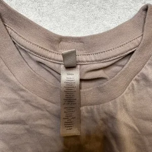 SKIMS Women’s Soft Lounge Short Sleeve T-Shirt Size Small Purple thumbnail 3