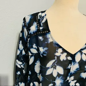 Motherhood Maternity Leaves‎ Top Size S thumbnail 3