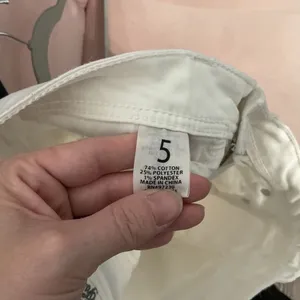 Almost Famous Women Jeans White Skinny Stretch Solid Size 5 thumbnail 4