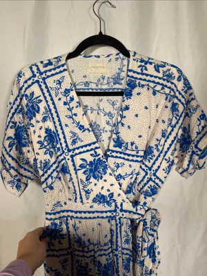 Urban Outfitters Womens Gabrielle Blue Floral Midi Wrap Dress Small thumbnail 4