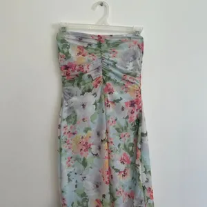 HAUTE MONDE Light Blue Pink Floral Semi Sheer Mesh Strapless Midi Dress ? w Slit thumbnail 5