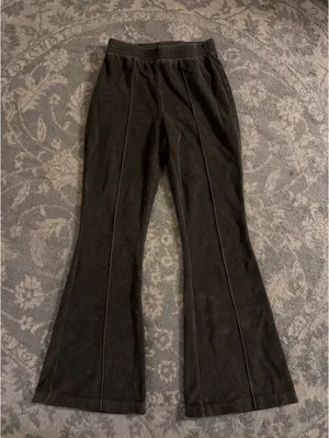 Aerie Pants thumbnail 1