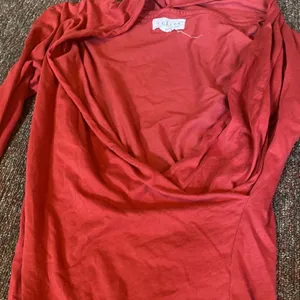 Velvet by Graham and Spencer small‎ red blouse thumbnail 3
