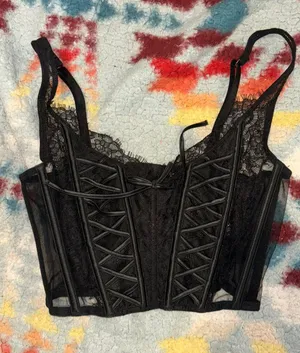 Victoria's Secret Lingerie thumbnail 1