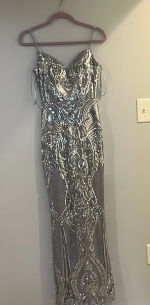 Amelia Couture style no. 62079114 (size 2) silver detailed prom dress thumbnail 1