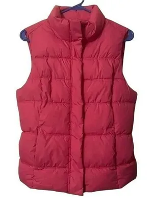 Gap Pink Puffer‎ Vest Wonen's Size Medium thumbnail 1