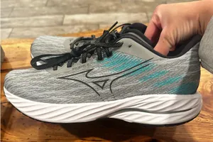 Men’s Mizuno Shoes Wave inspire Running shoes thumbnail 1