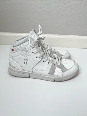 On Running The Roger Clubhouse Mid Women’s Lace Up Sneakers Size 8 White thumbnail 2