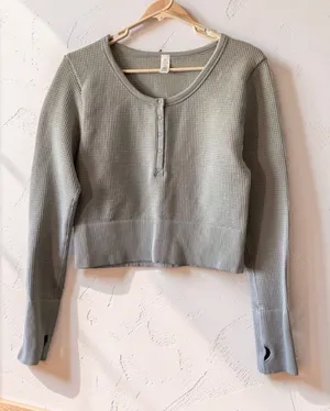 Aerie OFFLINE Main Squeeze Waffle Crop Henley Gray Women’s XL thumbnail 1