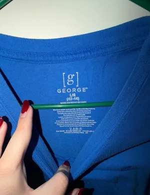 Blue shirt Size L thumbnail 2