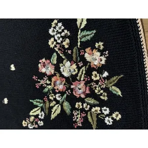 Tiara International‎ Cardigan Sweater Sz L Embroidered Button Floral Sequin 2002 thumbnail 6