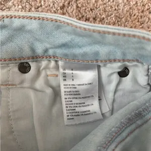 American Eagle Light Wash Denim Shorts thumbnail 3