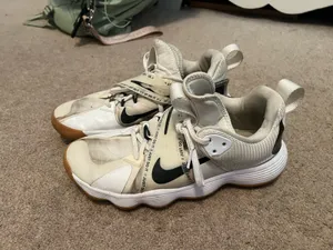 Nike Volleyball Shoes Women’s thumbnail 6
