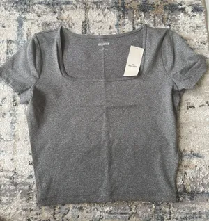 Hollister Baby Tee thumbnail 1