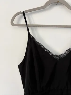 Superdown Brianna Black Lace Trim Sleeveless V Neck Slip Dress Small thumbnail 4