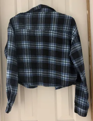 Charlotte Russe Blue Plaid Cropped Flannel thumbnail 2