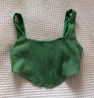 Princess Polly Green Crop Top thumbnail 1