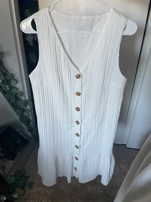 White Button Up Dress Size M thumbnail 1