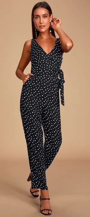 ✨Lulu’s Aislinn Black Polka Dot Sleeveless Sz Medium Jumpsuit✨ thumbnail 1