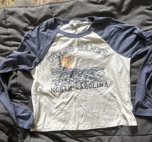 No comment Outer banks North Carolina crop long sleeve shirt size small thumbnail 1